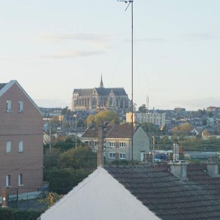 Appartamento Atypique T1 Duplex - Wifi .Parking .Proche .Gare Saint-Quentin  Esterno foto