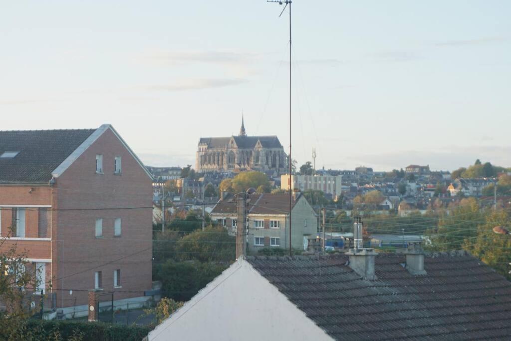 Appartamento Atypique T1 Duplex - Wifi .Parking .Proche .Gare Saint-Quentin  Esterno foto